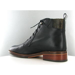schmoove desert boots