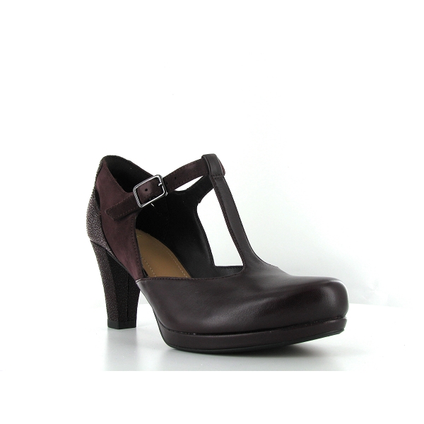 Clarks chorus hotsell gia