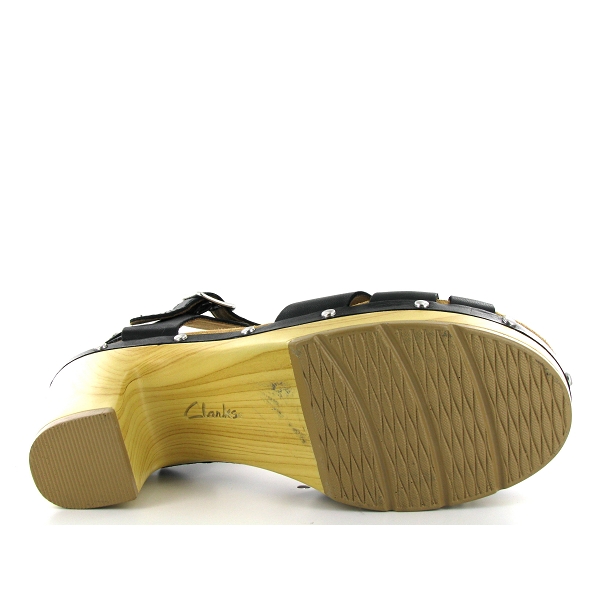 Clarks ledella trail deals