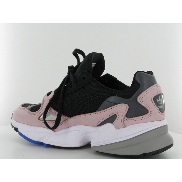 Adidas Falcon roses : toujours tendance en 2020 - Taaora - Blog Mode,  Tendances, Looks